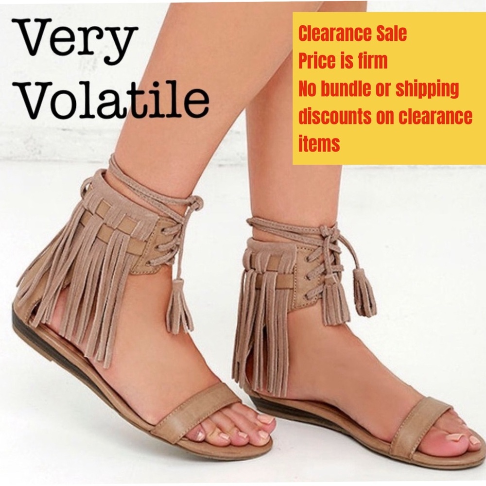 VERY VOLATILE Faux Suede Fringe Sandal Taupe New in Box